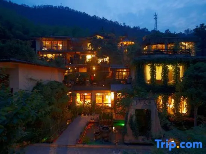 Ruz Cabin