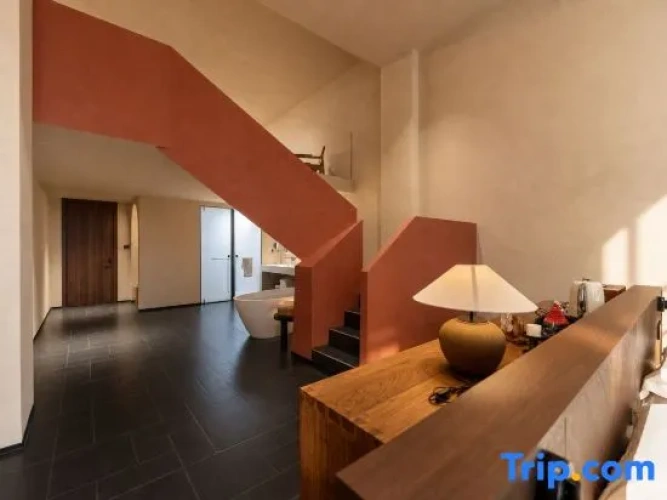 2 Bedrooms Family Suite with garden view