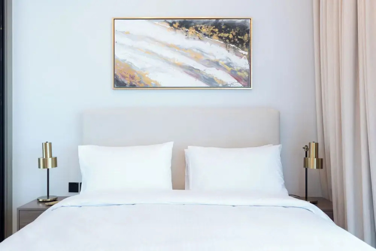 Trendy 2 Bed in Binghatti Canal