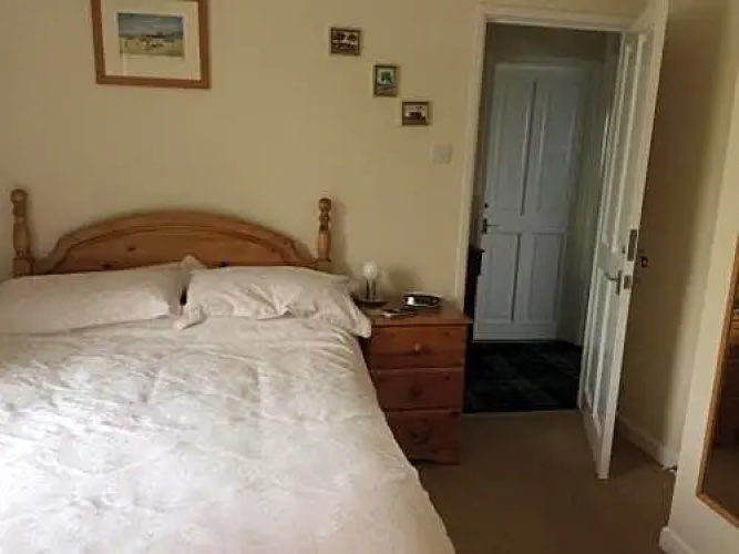 Gwennaul B & B