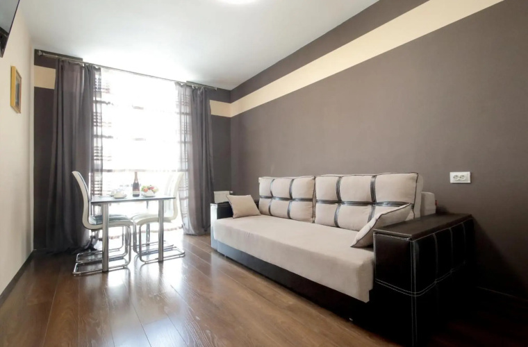PRO Apartments 1221