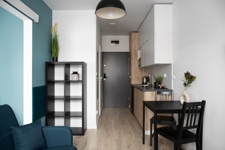 Apartment with balcony
