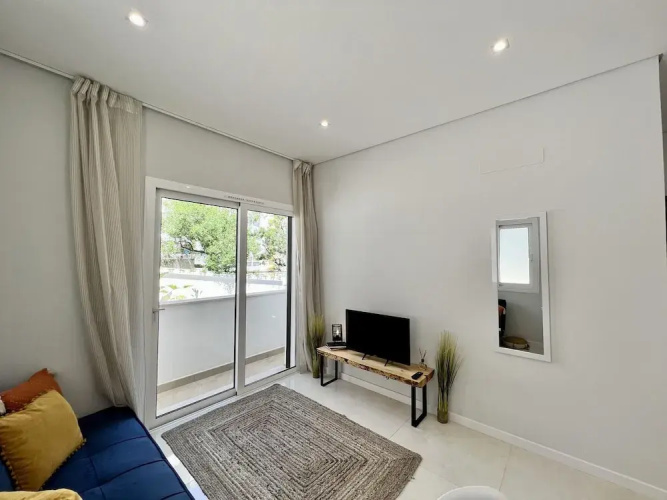 Praia DA Rocha Modern by Homing