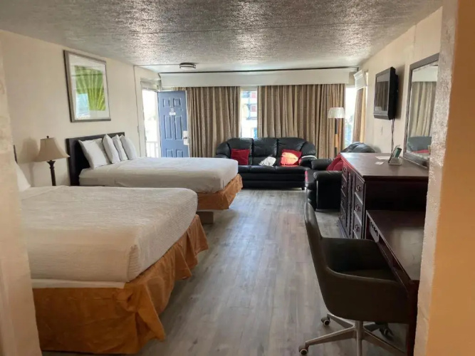 Ocean 5 Hotel