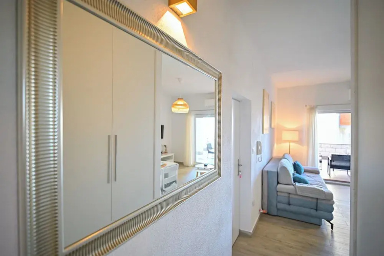 Ami Aparment Strožanac