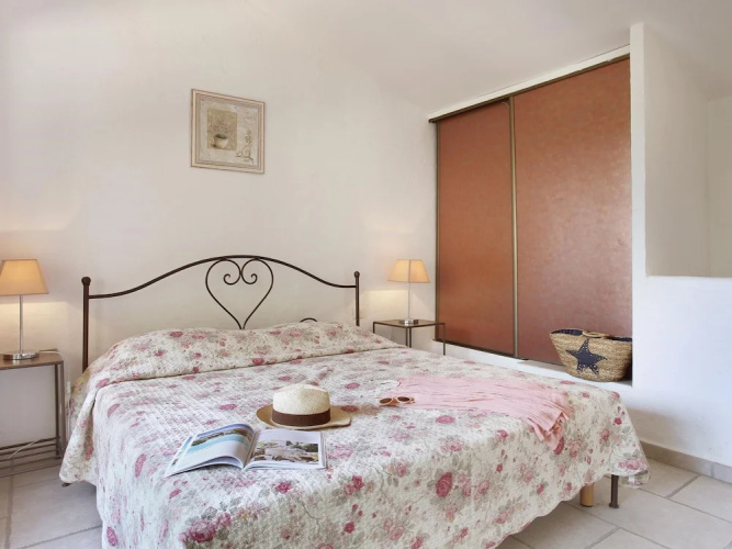 Provencal Escape With Pool