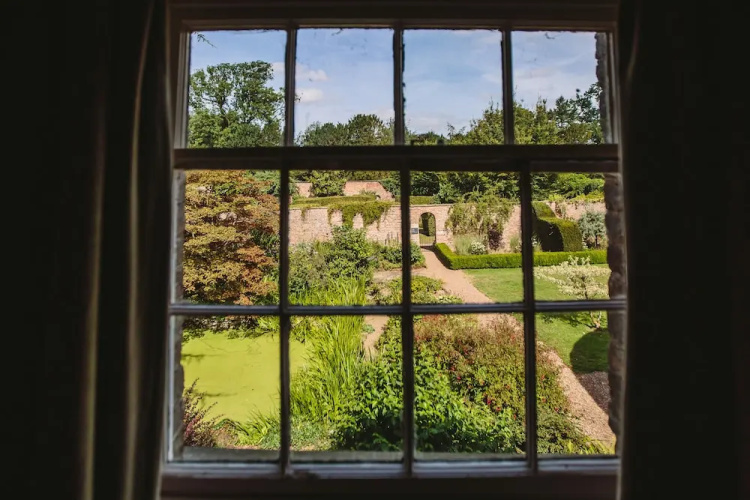 Saltmarshe Hall