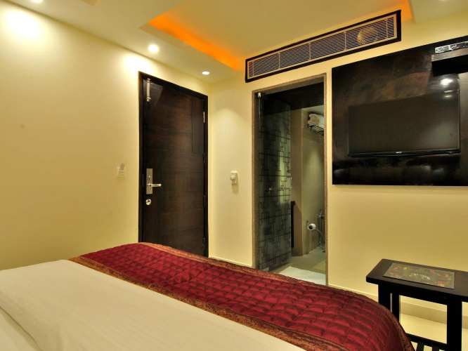 Hotel Sai Miracle