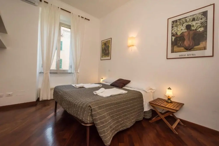 2 Bedrooms Apartment