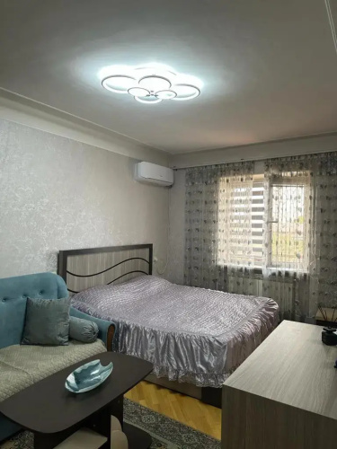 Yerevan nice apartment with balcony for rent