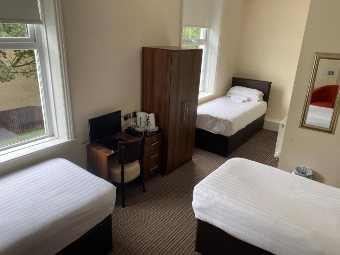 Classic Twin room