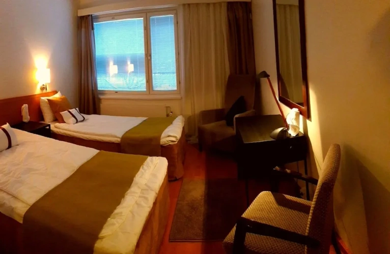 Standard Twin room with garden view