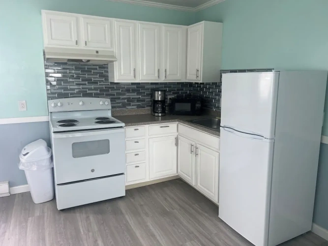 1 Bedroom Apartment