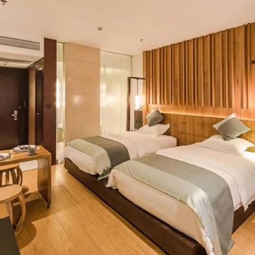 Standard Twin room with lake view