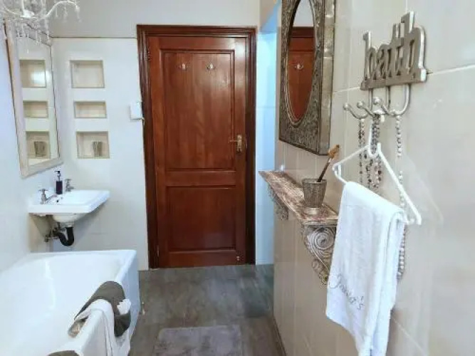 Jakita's Guest house
