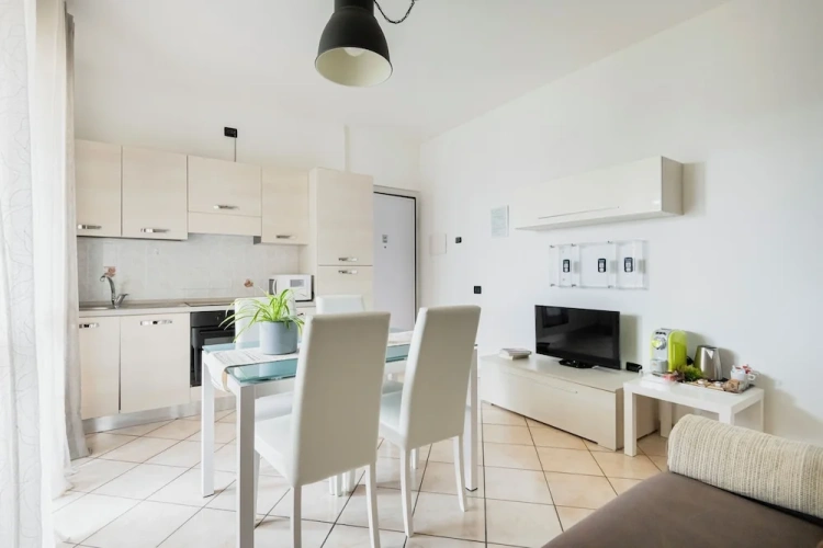 1 Bedroom Superior Apartment with balcony
