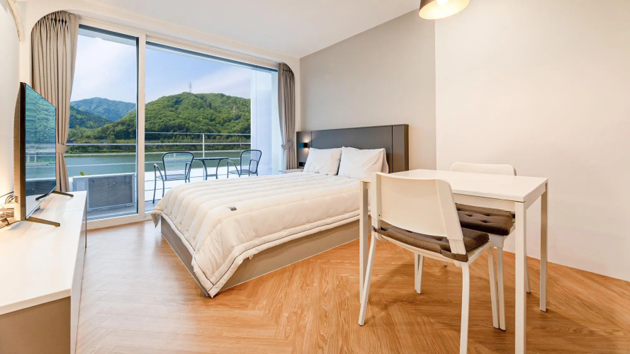Gapyeong Rowa Riverview Pension