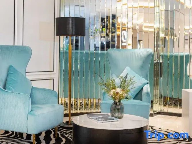 Xana Deluxe Hotel