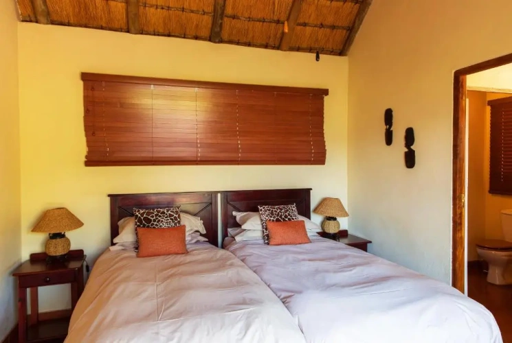 2 Bedrooms Chalet