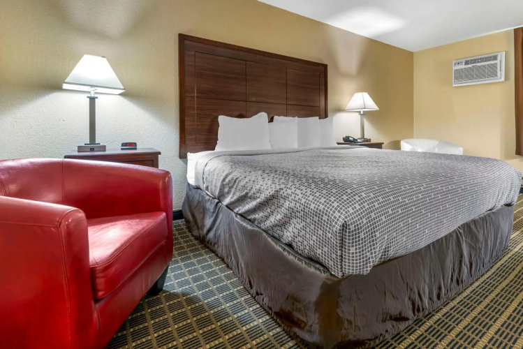 Econo Lodge La Crosse North