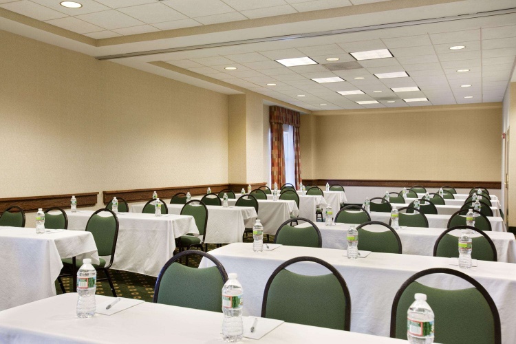 Hampton Inn & Suites Providence/Warwick-Airport photo 19