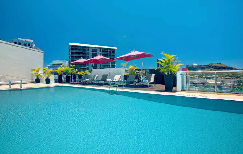 Hennessy Park Hotel