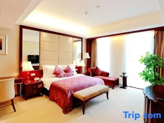 Deluxe Double Suite