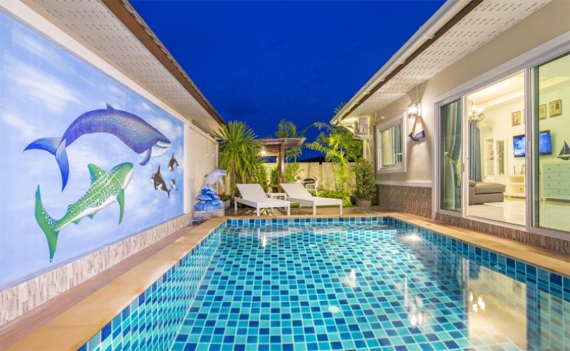 3 Bedrooms Sextuple Villa