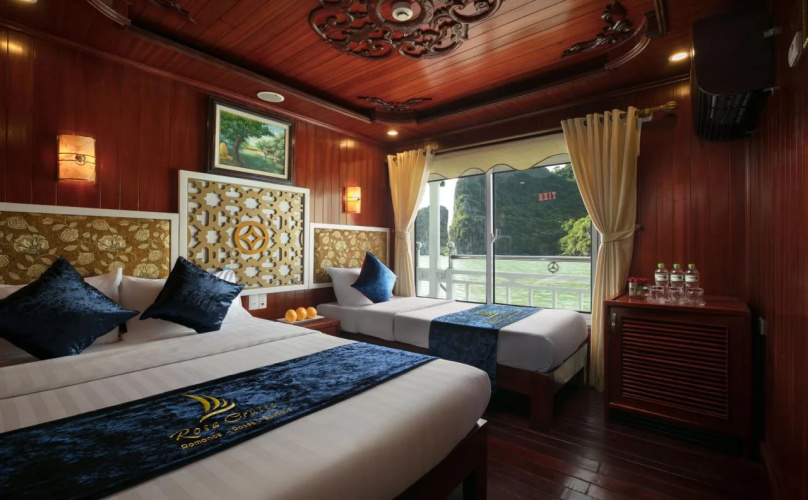 Rosa Cruise Halong