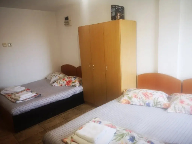 Felix Residence