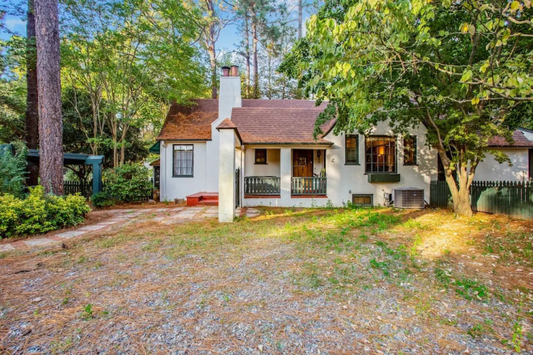 The Tudor Cottage