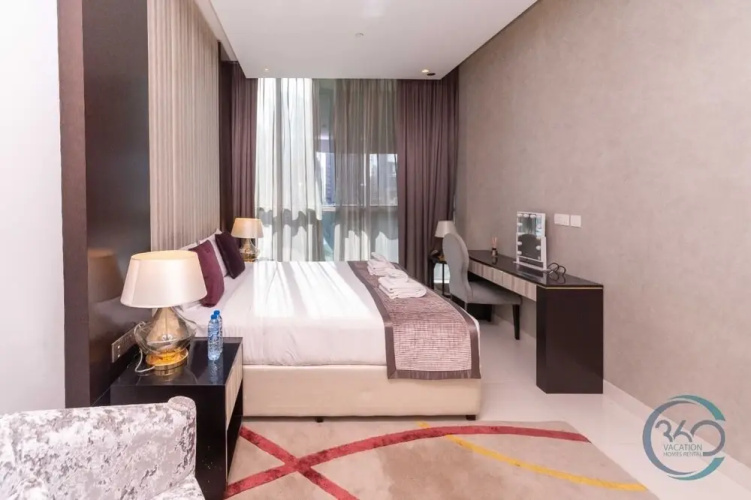 Exquisite 1 BR Apartment Upper Crest