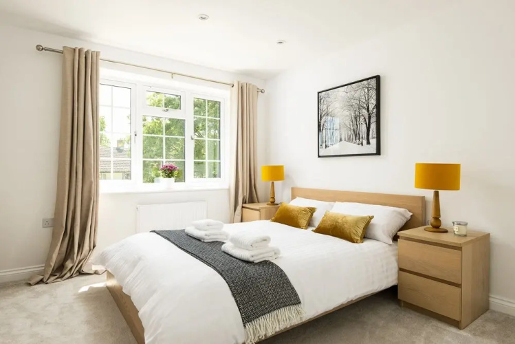 2 bed house close to Town Centre