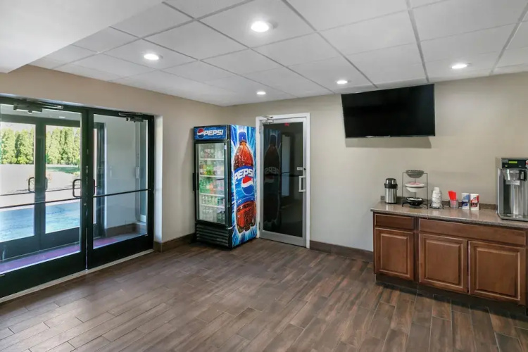 Americas Best Value Inn - Bristol / Levittown / Philadelphia