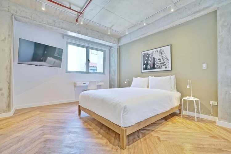 Spacious 2BR in Plaza Herrera