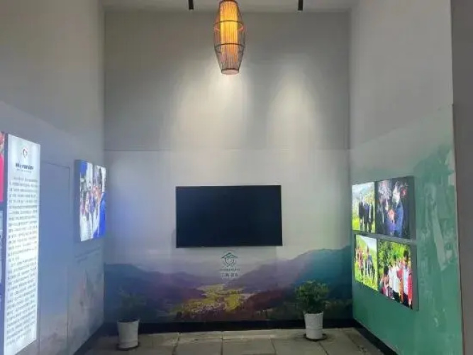 Longwei Hotel
