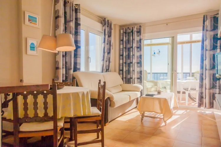 Apartamento Acapulco Playa Canovas Nerja