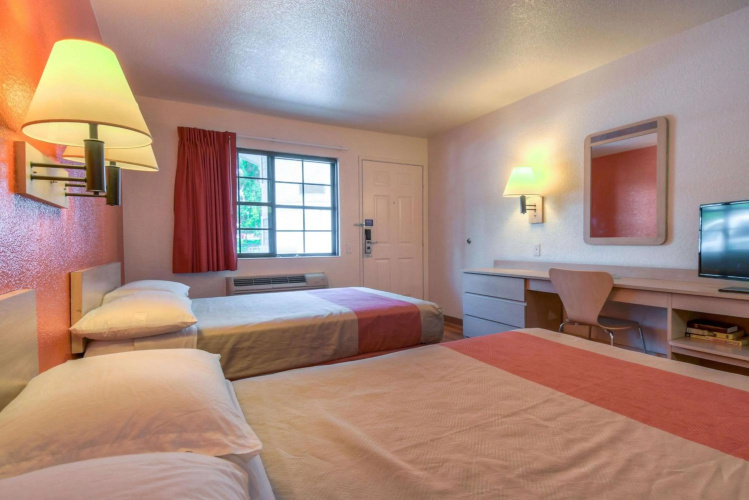 Motel 6 Los Angeles - San Dimas photo 6