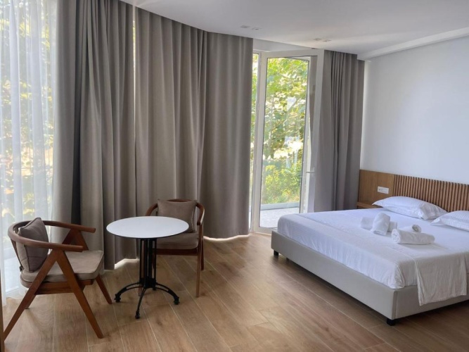 Deluxe Double Suite