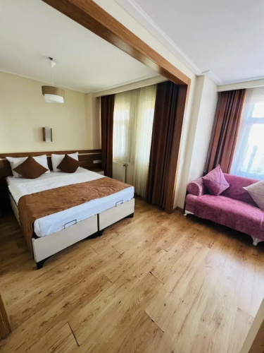 Cloudy Apart Hotel