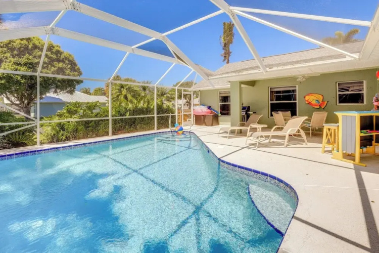 Jensen Beach Home w/ Heated Pool!