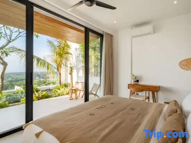 4 Bedrooms Villa