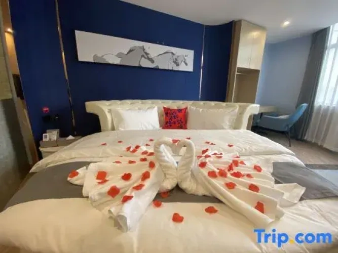 Standard Sextuple room