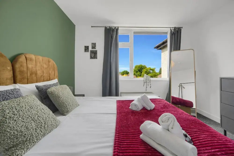 Stylish Modern Apartment - Free Parking - W