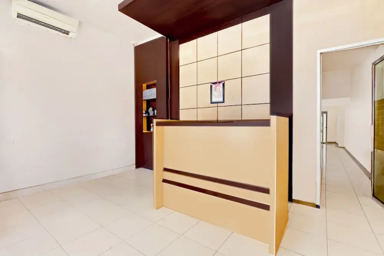 Hotel O Mega Inn Guest House