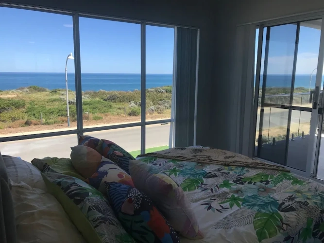 Apartment with balcony and with ocean view