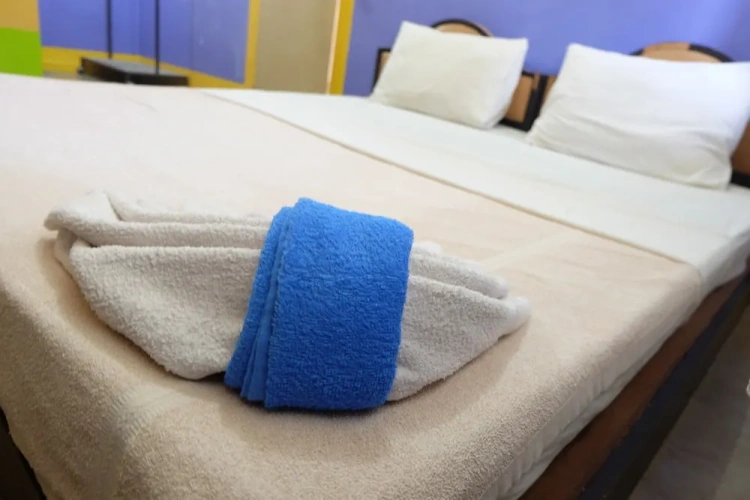 Economy room