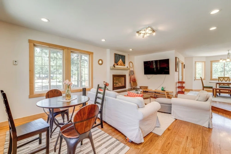 3 Bedrooms Cottage