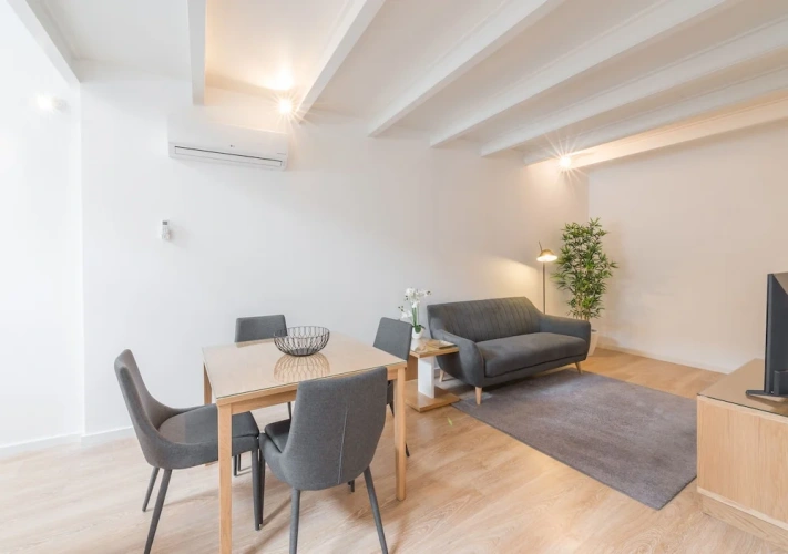 Quadruple Family Apartment