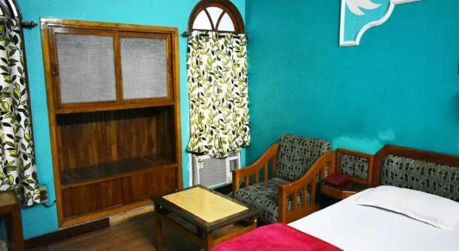 Hotel Saket